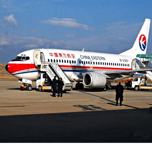 贵阳龙洞堡航空空运航空快运业稳步发展的原因是什么？